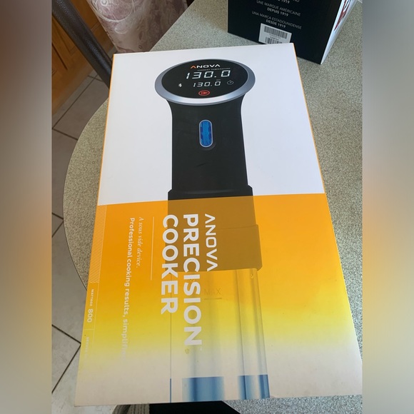 Anova Precision Cooker BRAND NEW IN BOX - Picture 7 of 13